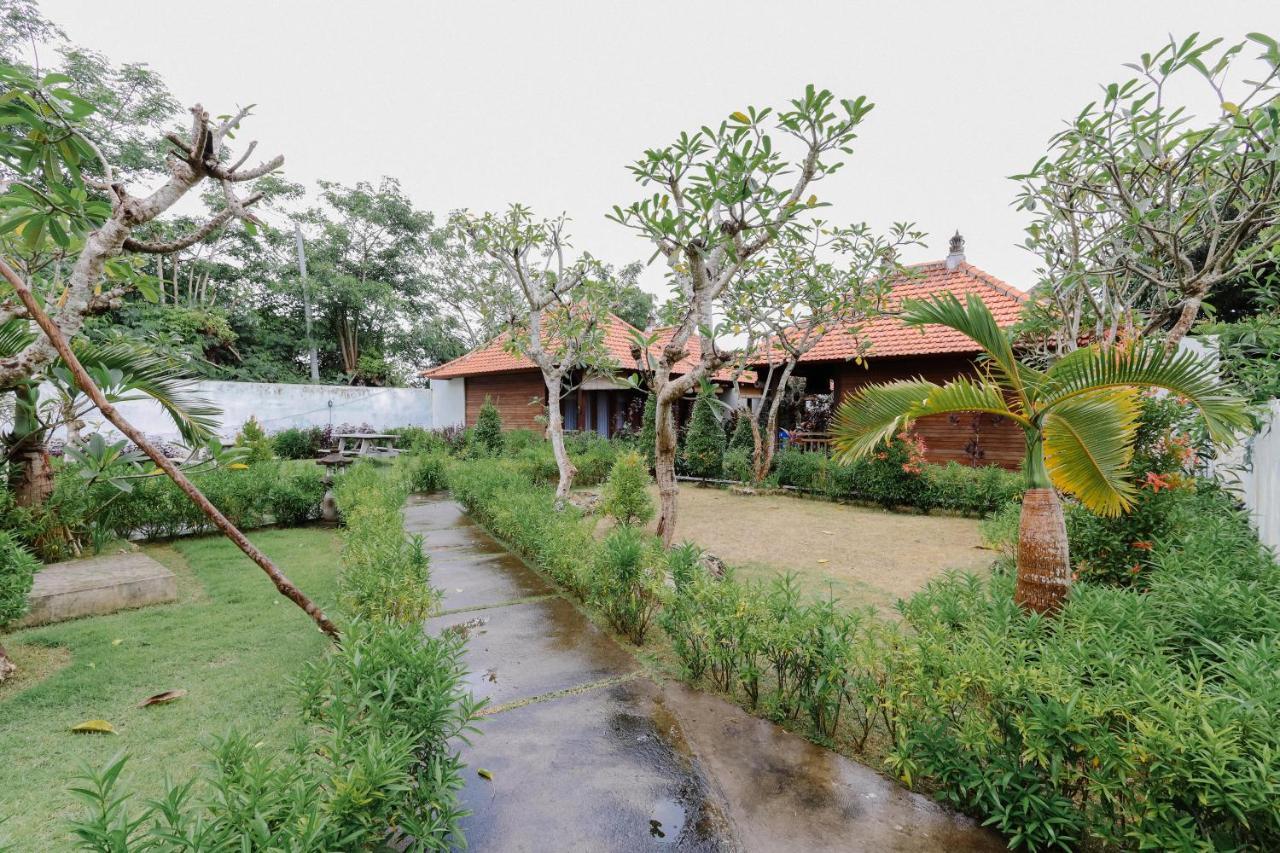 The Lavana Jhonny Kibung Villas Lembongan Exterior foto